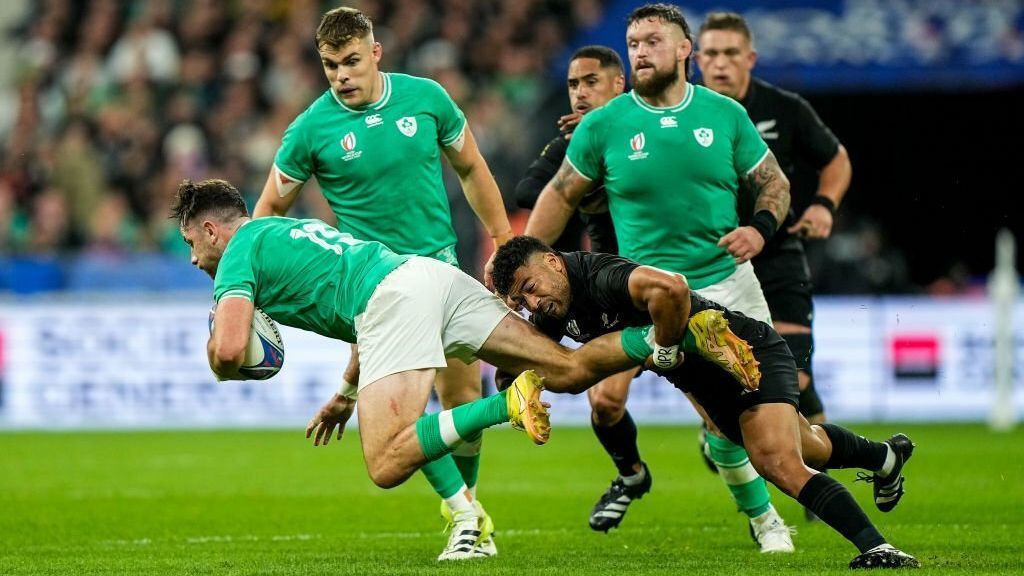 With great defensive strength, New Zealand outclassed Ireland