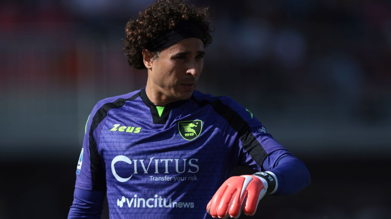 Guillermo Ochoa remained on the bench against Cagliari