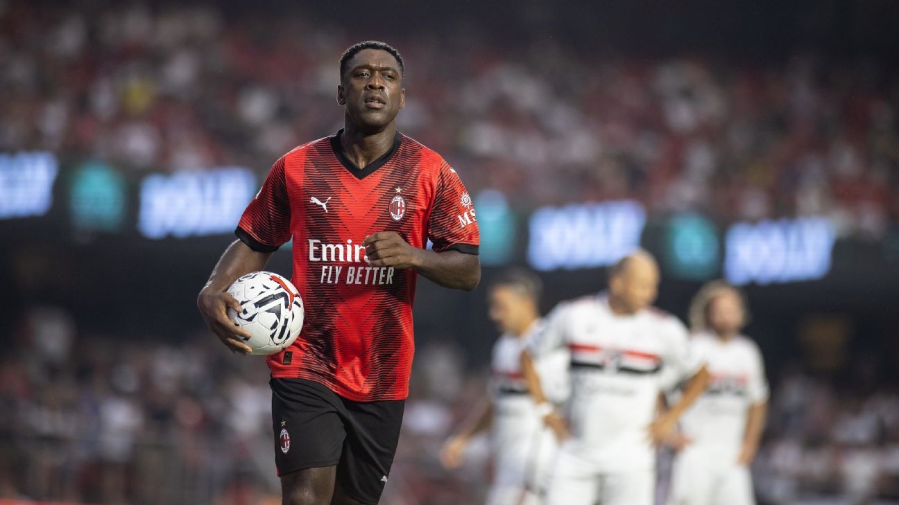 Seedorf had an unexpected reaction when asked about Botafogo in the Brazilian league