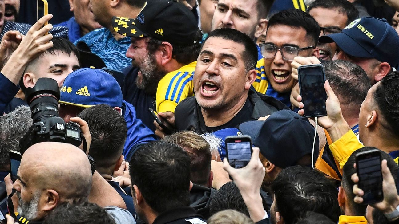 Riquelme wins the elections and becomes the new president of Boca Juniors