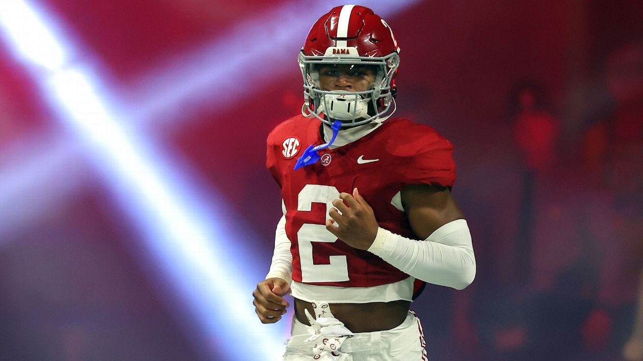 Alabama star safety Downs enters transfer portal