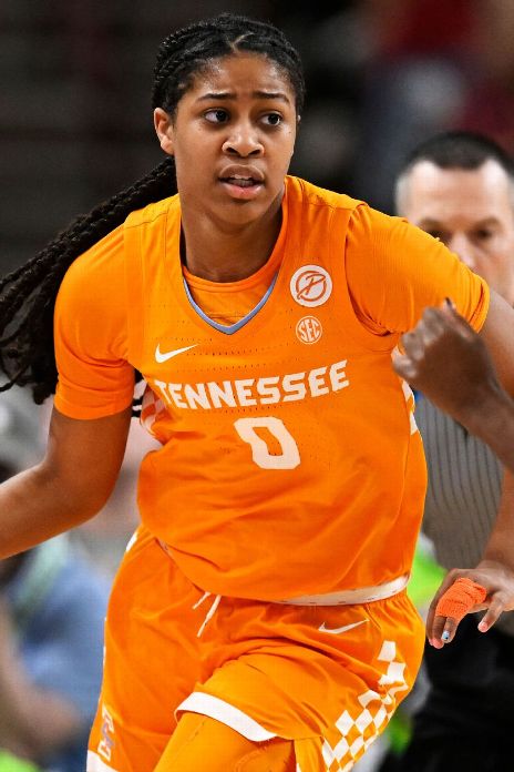 NCAA Women's Bracketology: 2025 women's college basketball projections