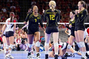 2012 women's college volleyball -- Oregon Ducks' Liz Brenner a ...