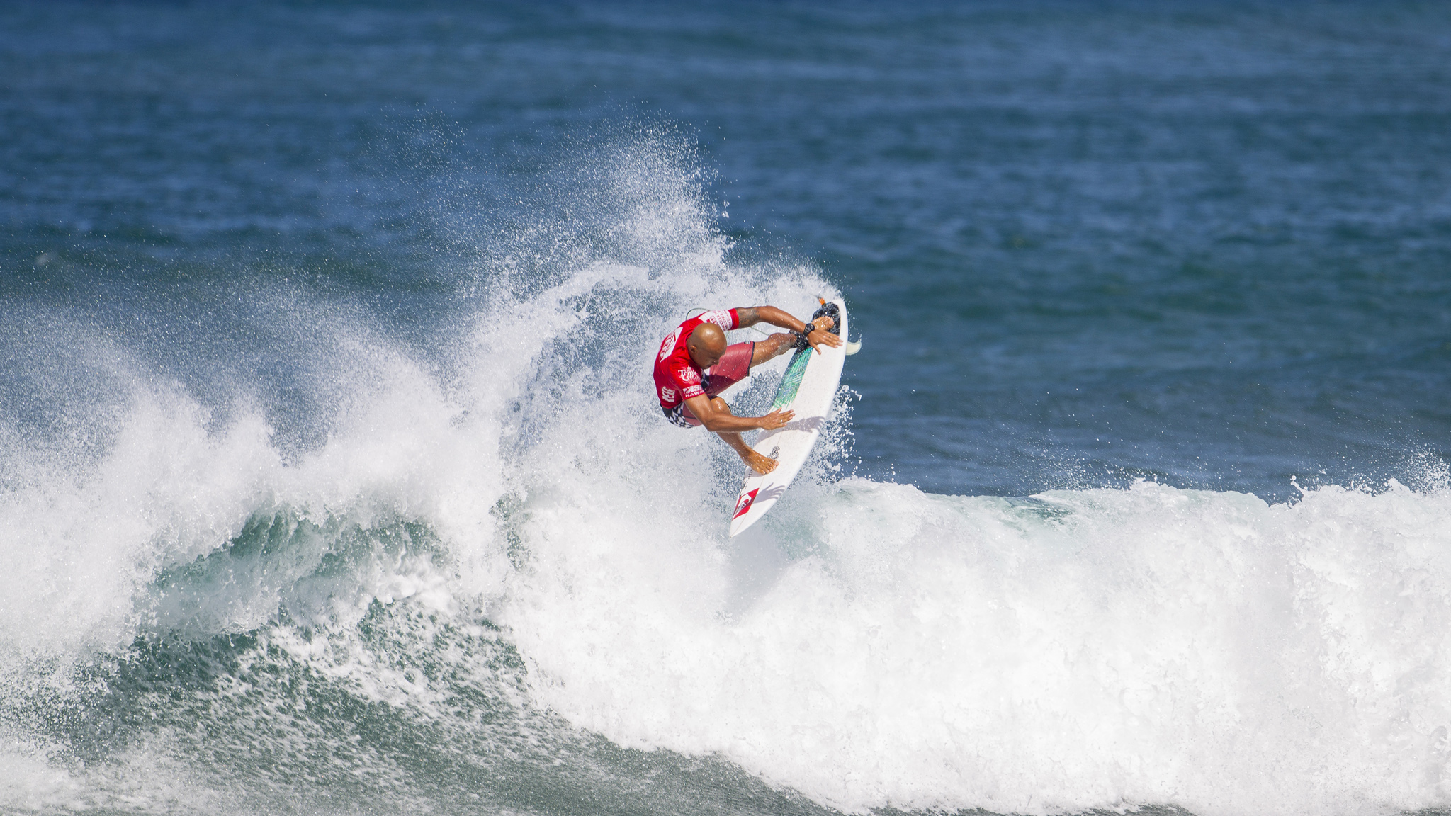 Michel Bourez wins 2013 Reef Hawaiian Pro